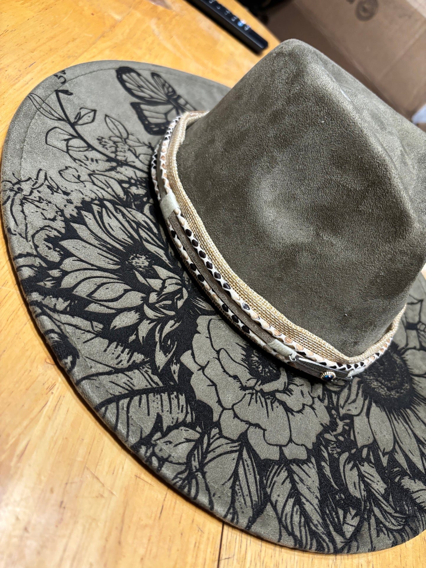 Compass Rose Dreamer- wide brim fedora hat