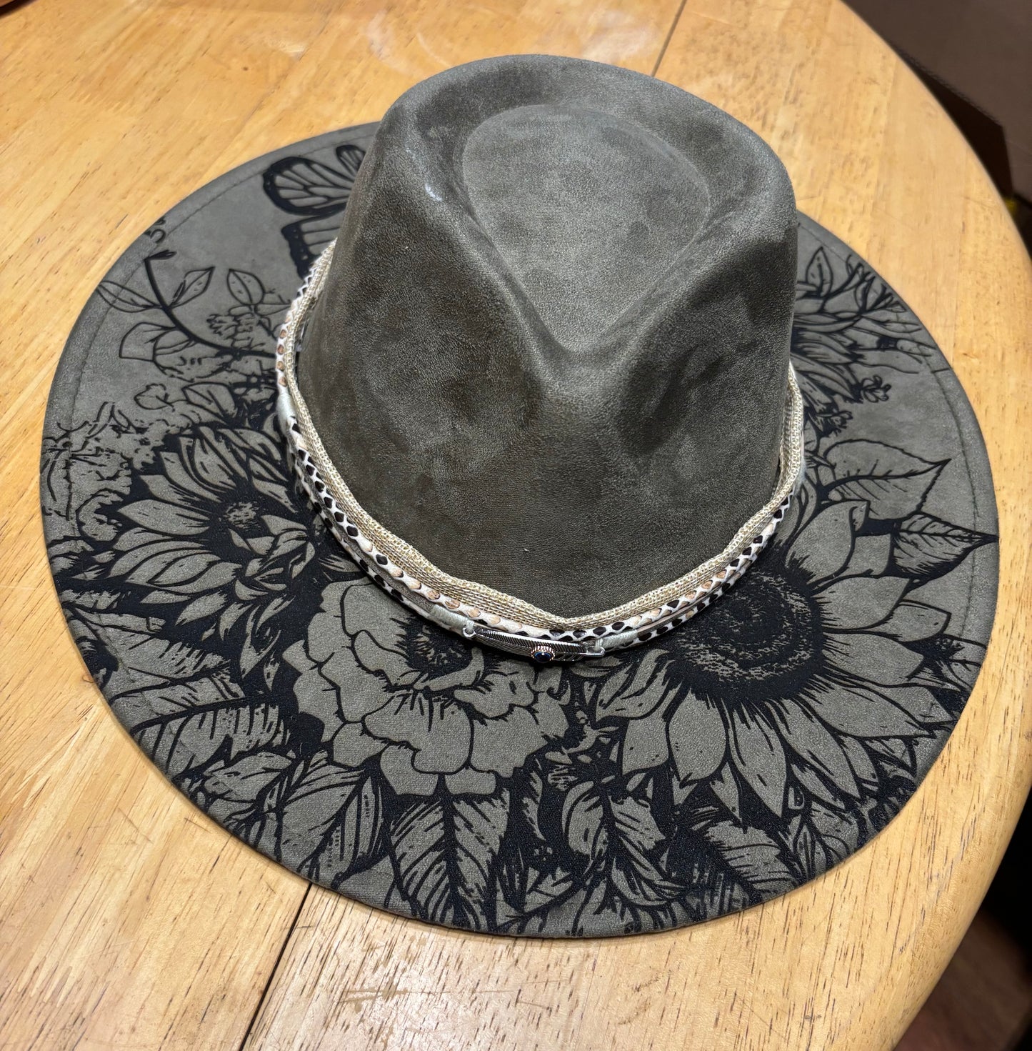 Compass Rose Dreamer- wide brim fedora hat