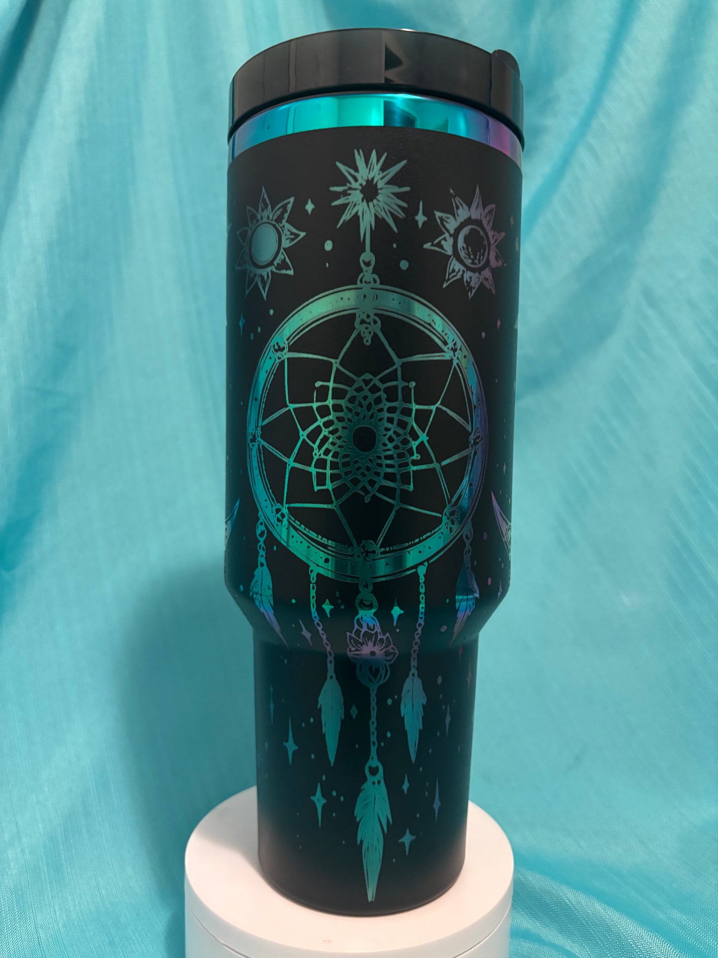 Dreamcatcher- 40oz white/oil slick laser engraved Tumble