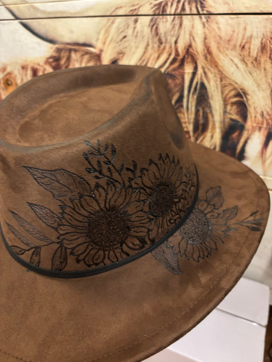 Sunflowers & Coo II - short brim cowboy hat