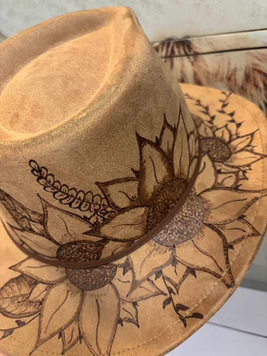 Sunflowers & Coo - short brim cowboy hat