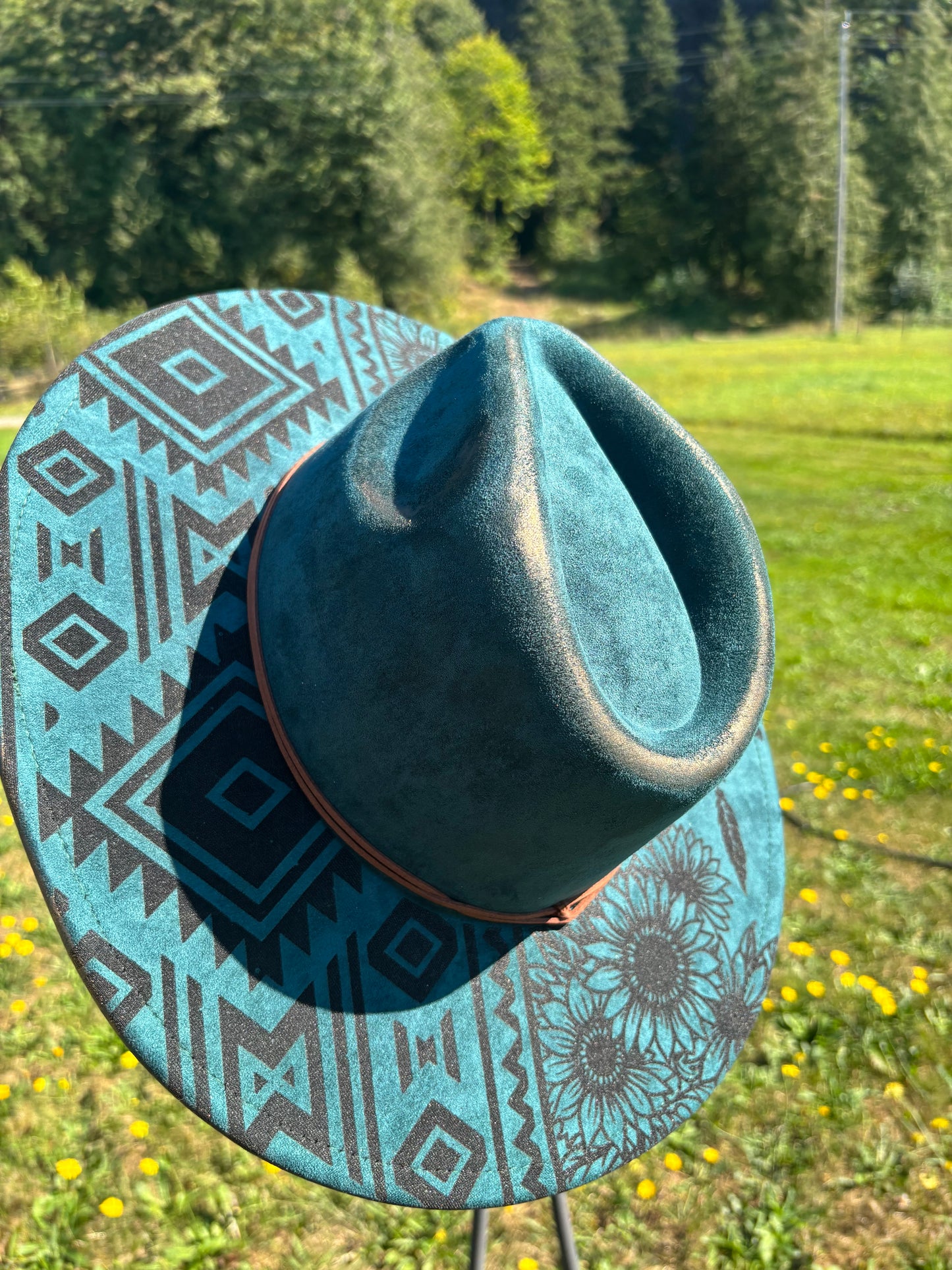 Aztec Longhorn Skull II- wide brim fedora hat